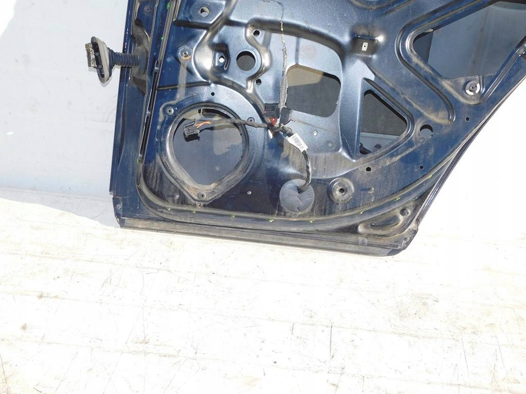 фото №9, Audi a4 b6 1.9tdi 2003r sedan дверь правый задняя