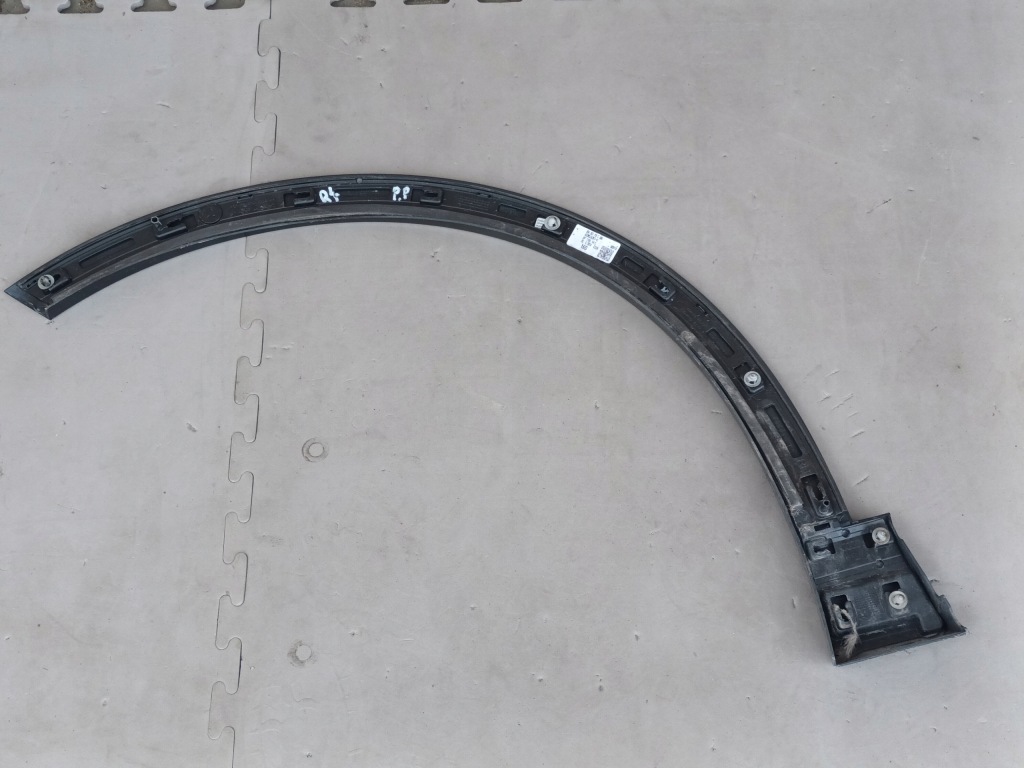 фото №6, Молдинг передня права audi q4 e-tron 89a перед правий