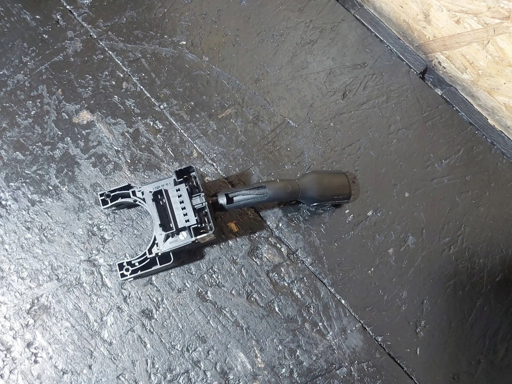 фото №6, Важіль / перемикач двірник audi a4 b5 8d 8d9953503e