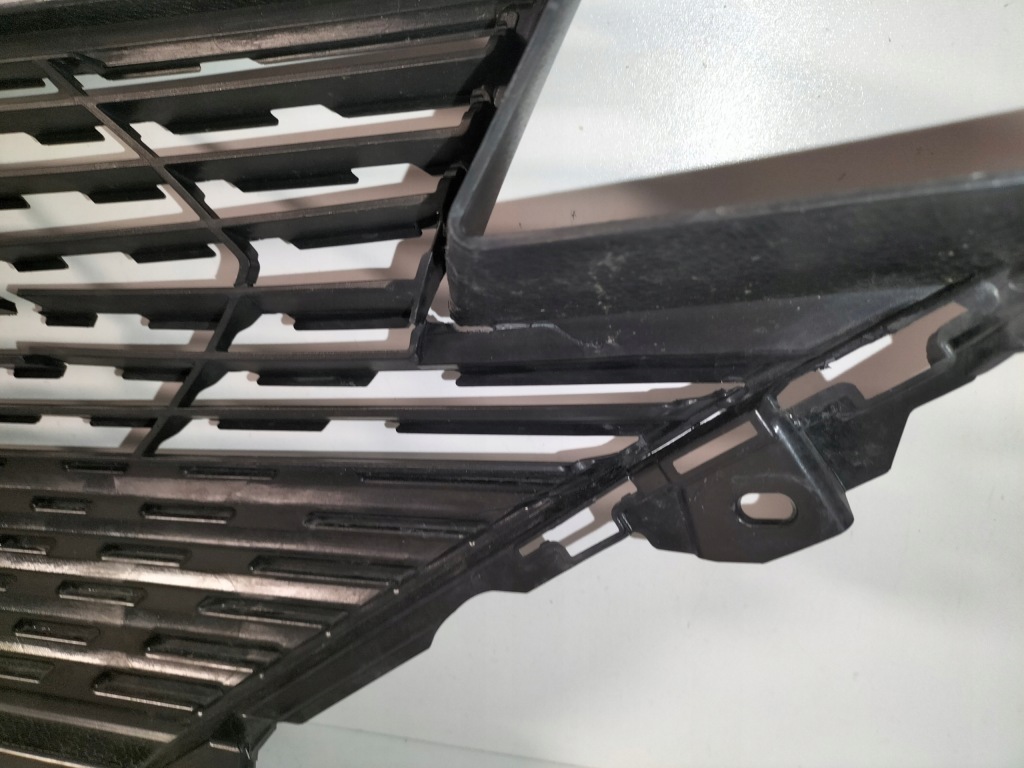 Решітка радіатора решітка решітка радіатора peugeot 308 iii t10 21- Ціна