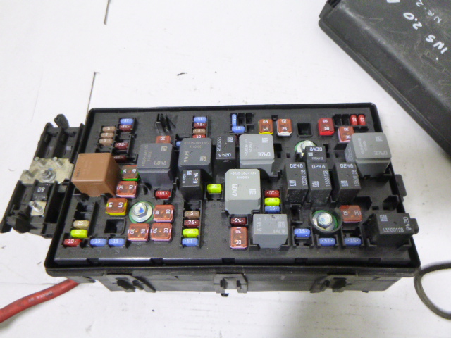 фото №6, Коробка предохранителей opel оригинальный номер 13253551