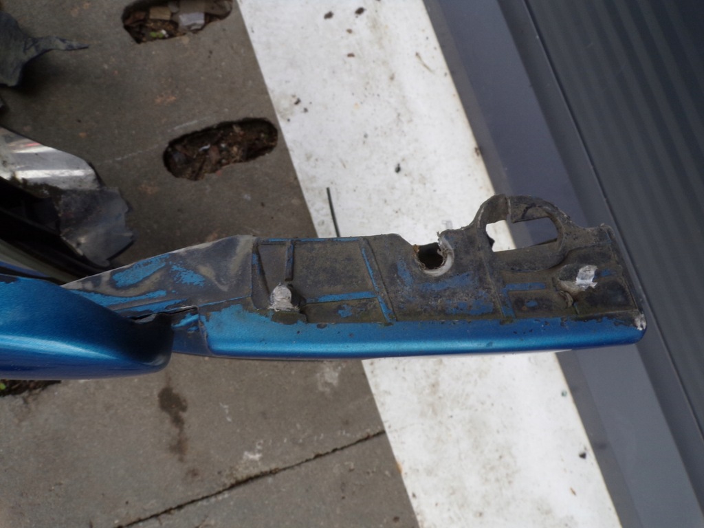 фото №8, Бампер передний перед peugeot 206 cc