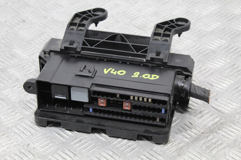 фото №1, Коробка запобіжників volvo v40 crosscountry