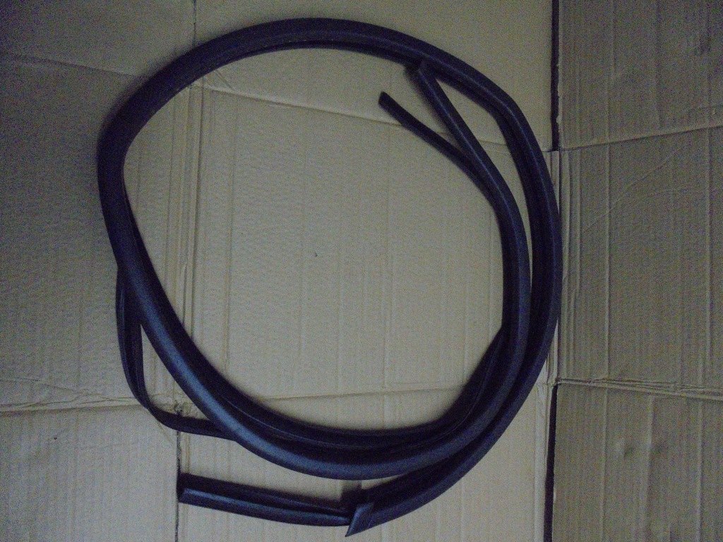 фото №1, Прокладка стекло дверь передних левых / правых mercedes sprinter w907 910