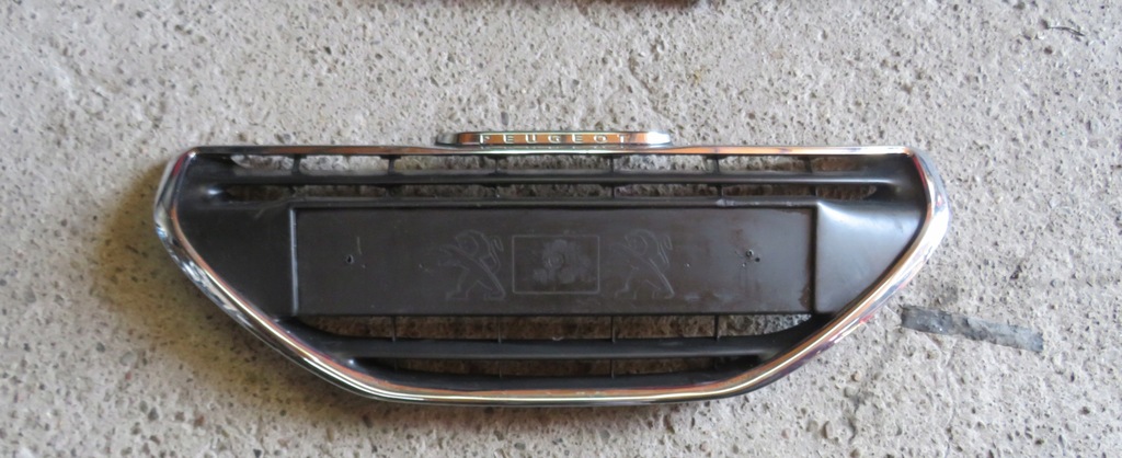 фото №1, Решётка радиатора хром решётка радиатора peugeot 208