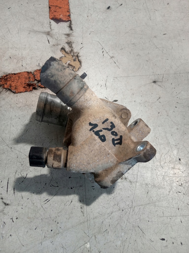 фото №1, Hyundai i30 ii корпус термостата 1.6 crdi