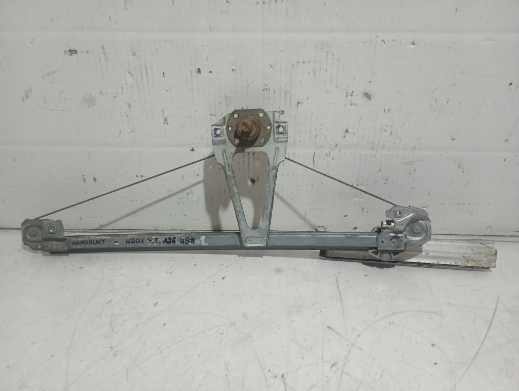 Купити Підйомник скло механічний правий задні mercedes w201