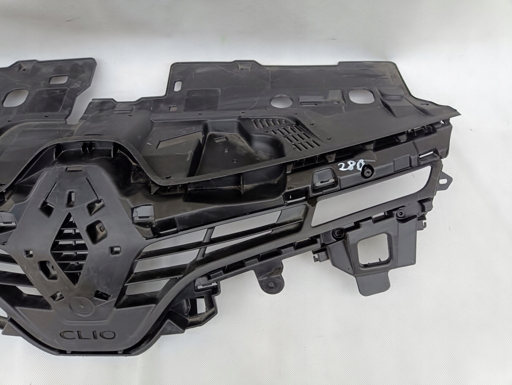 фото №3, Решітка радіатора решітка радіатора бампер renault clio iv 622563184r