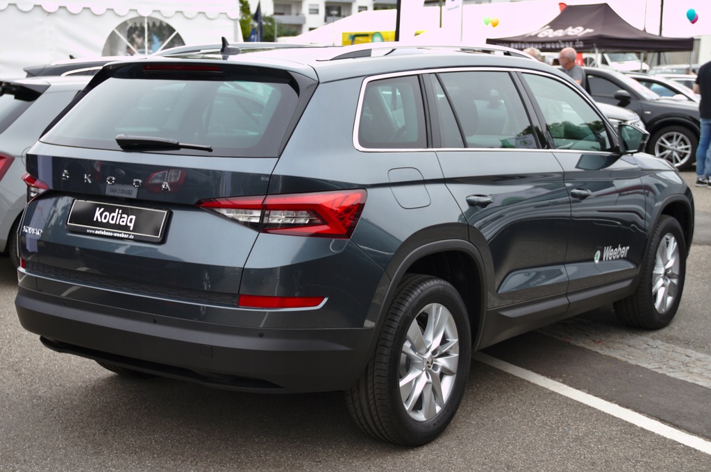 фото №14, Skoda kodiaq 16- бампер задній + накладка - pdc