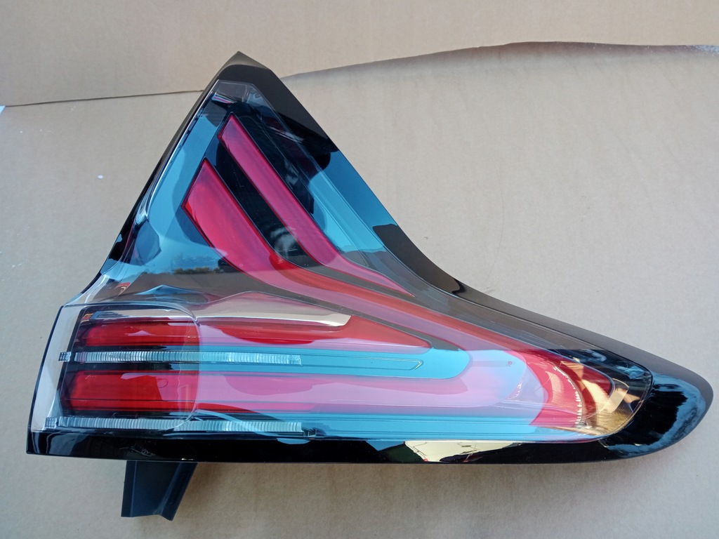 фото №1, Renault espace v правая лампа задняя 265501303r