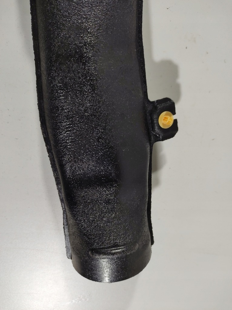 фото №3, Lexus is300h 13r труба впуск вентилятора аккумулятора