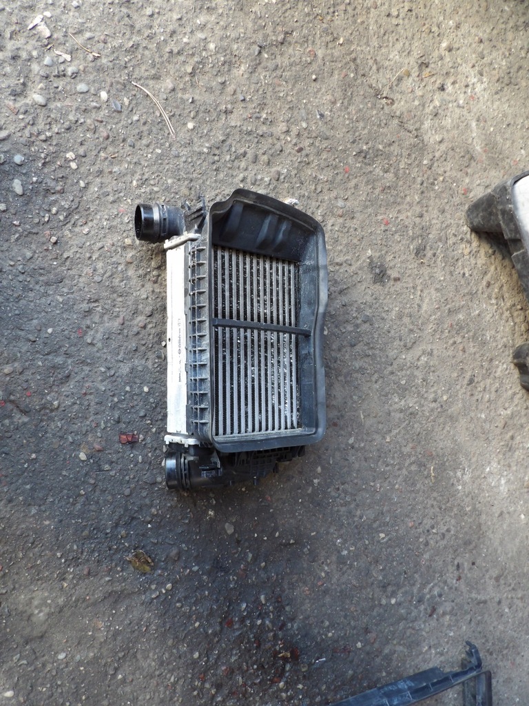 фото №1, Радиатор интеркулер renault оригинальный номер 144614eb1b