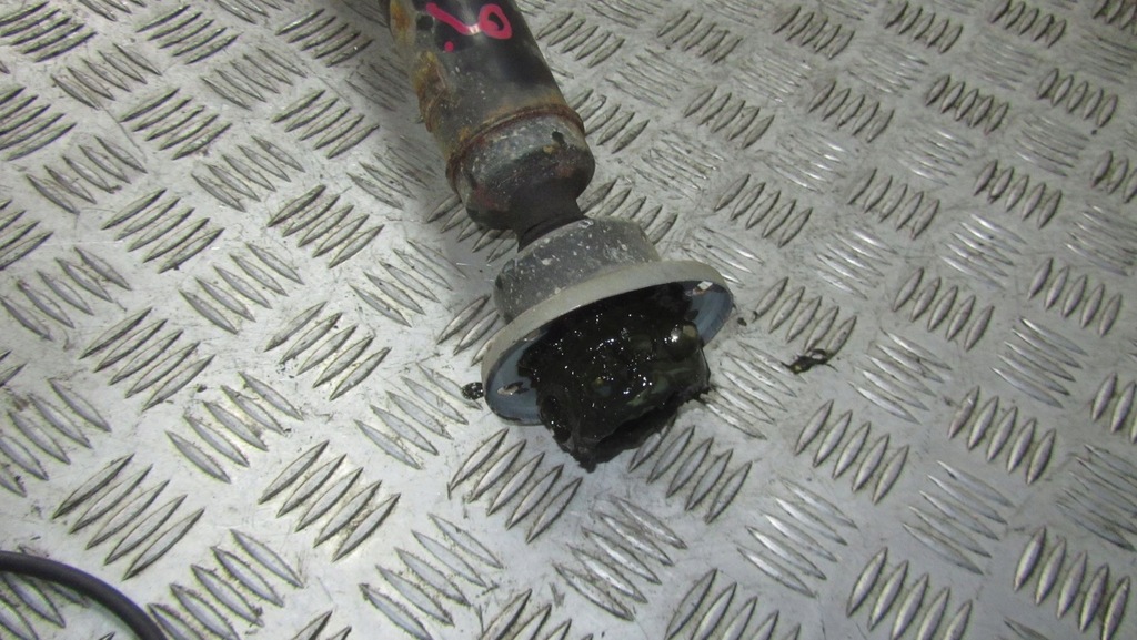 фото №13, Volvo xc70 ii 2.4 wał приводной 31256000 08-14 49