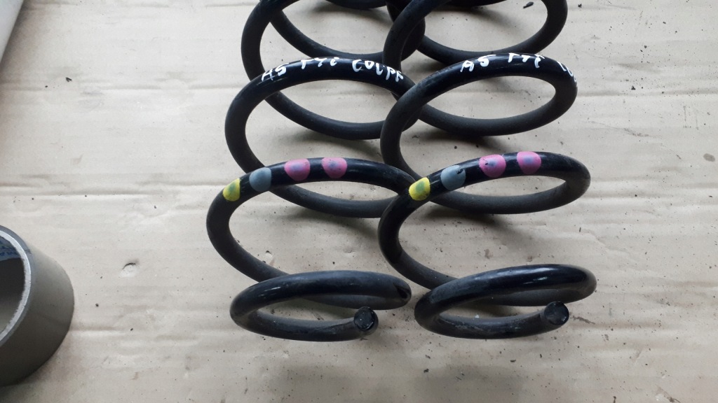 фото №8, A5 8t пружина пружины задняя задние 1.8 tfsi a4 b8