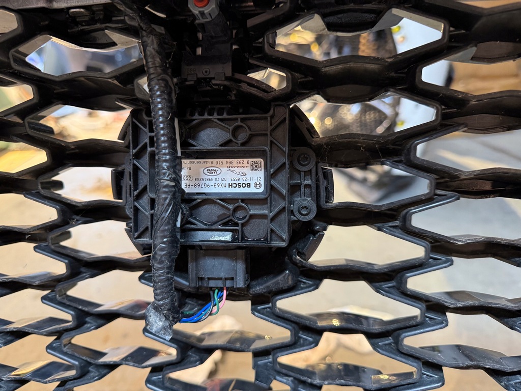 фото №6, Бампер перед jaguar f-pace lift x761