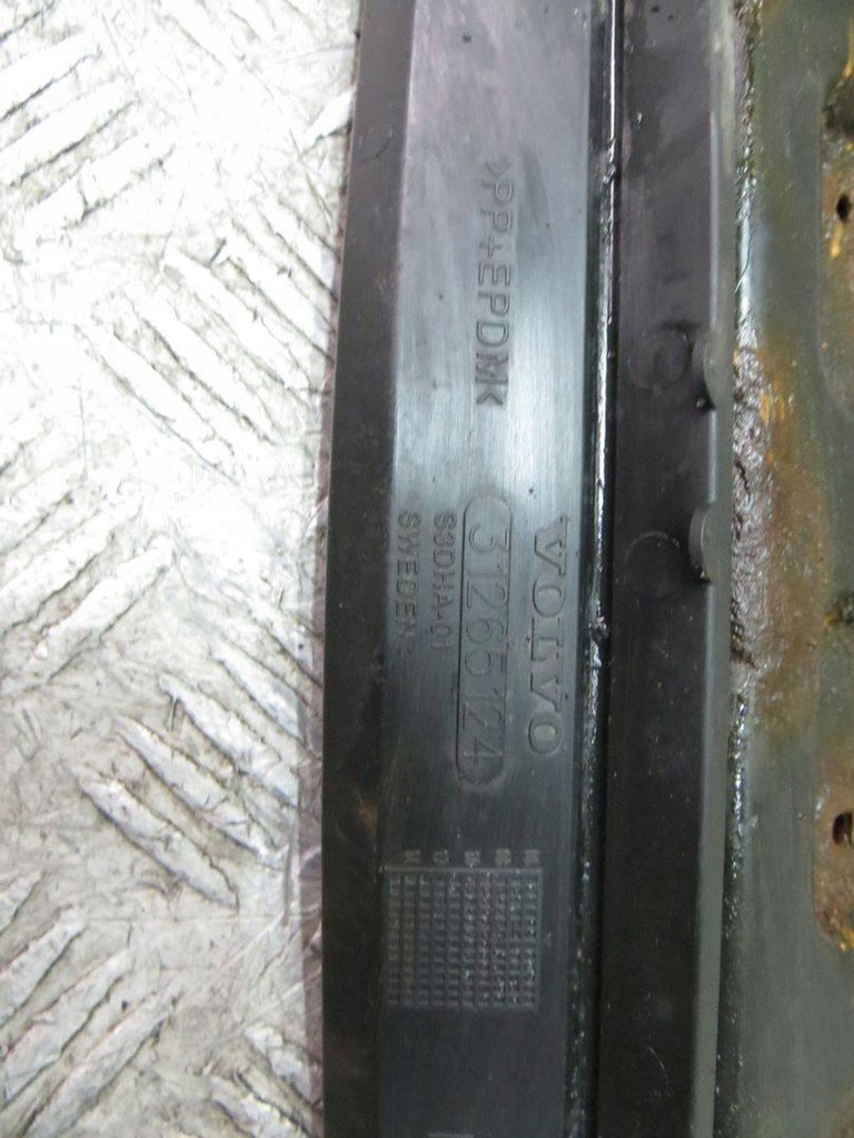 фото №6, Volvo xc60 балка pod радиатор перед 08-13