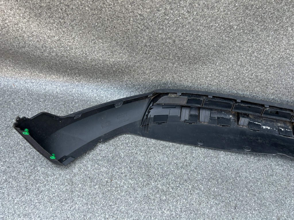 Спойлер накладка бампера перед 31449340 volvo xc40 ii poznań с Разборки