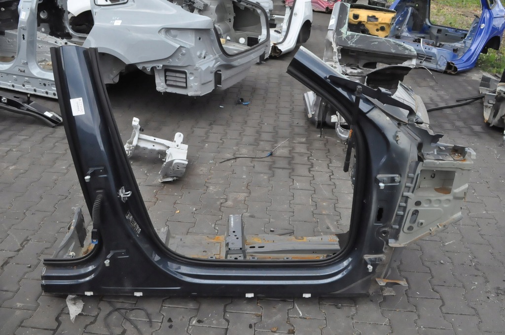 фото №1, Volvo xc60 ii 17-24 блок двигателя a b порог правый