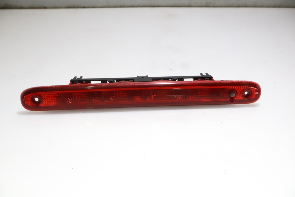 Купити Світло стоп-сигнал toyota aygo i рестайлінг