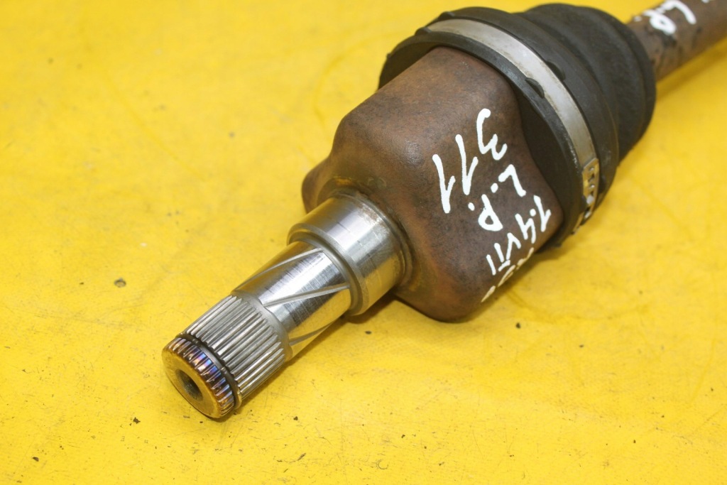 Приводной вал левый перед mini one r56 r55 1.4 1.6 vti 6 передач в Украине