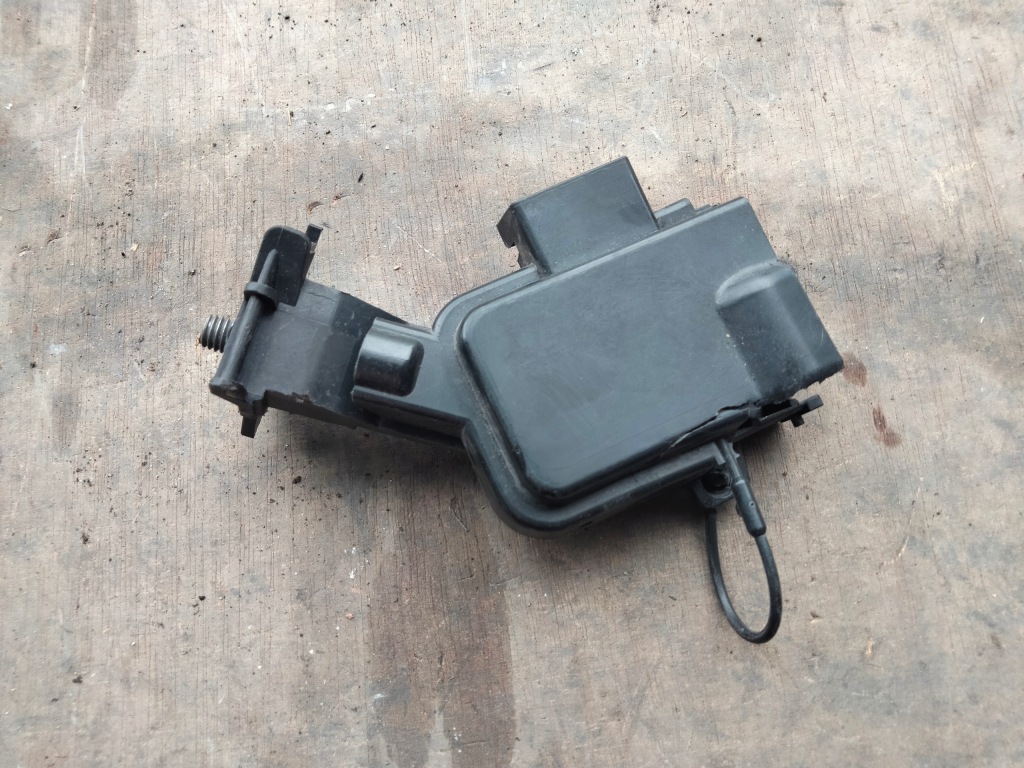 Купити Розподільник струму bmw f10 2.0 d 9214244 9214243