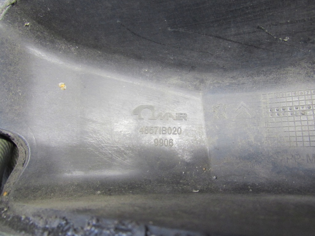 Канал жабо правый  перед peugeot 5008 09-13r Недорого