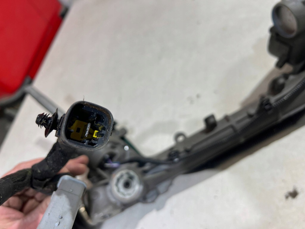 Рейка рульова трансмісія кермова fiat scudo 3 3 рестайлінг  24- 9862049980 Ціна