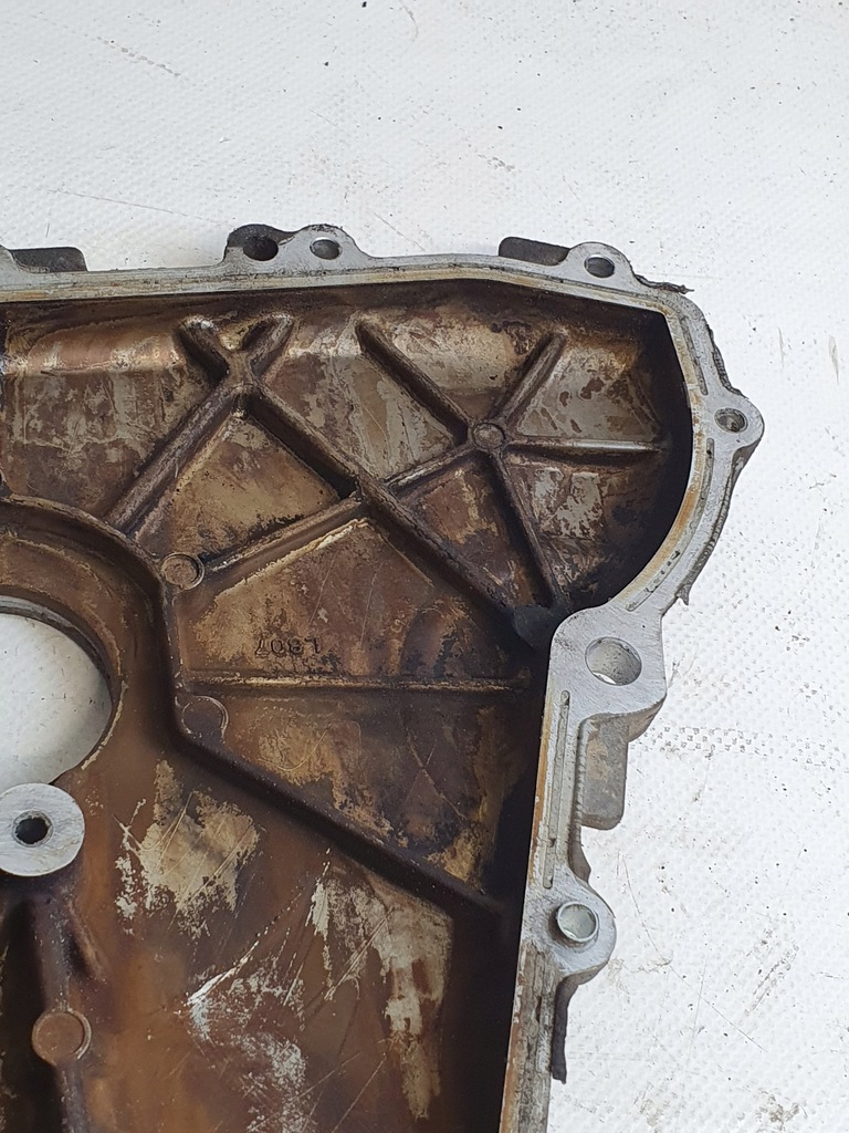 фото №14, Крышка защита распределительного вала mazda 5 1.8b 05r.