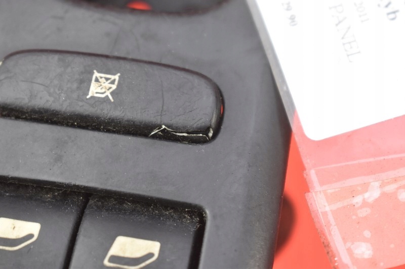 фото №16, Панель управление окон eu 96468704xt peugeot 407 04-11