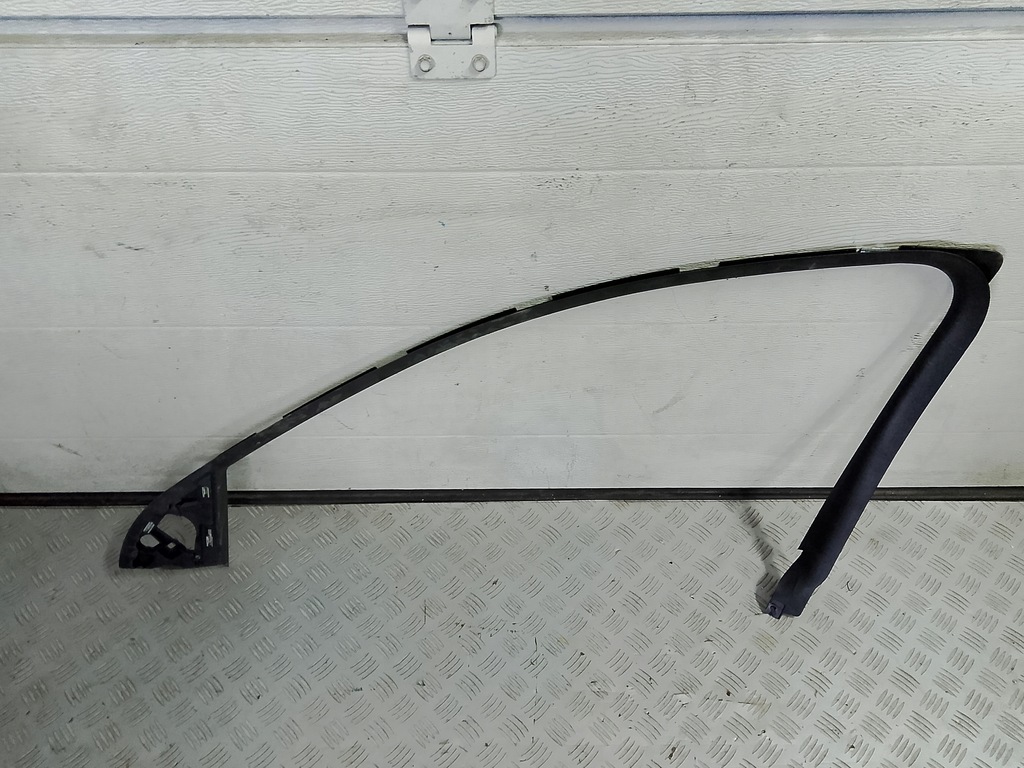 фото №1, Ds ds7 crossback citroen 2020 молдинг рамка защита стойка дверь правый перед