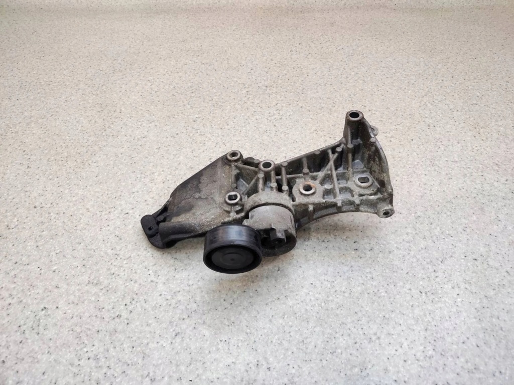 Купить Кронштейн кронштейн кронштейн генератора renault megane 2 1.5 dci - 8200072727