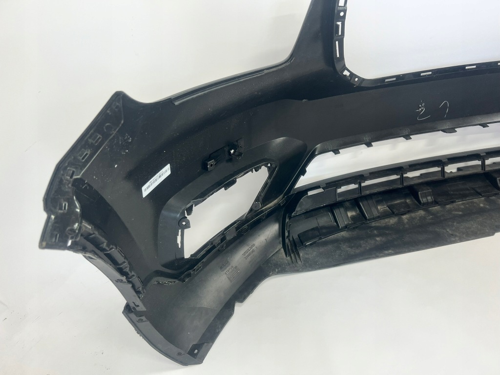 Volvo xc40 2017 - 2022 бампер перед 4 x pdc 31449359 с Разборки