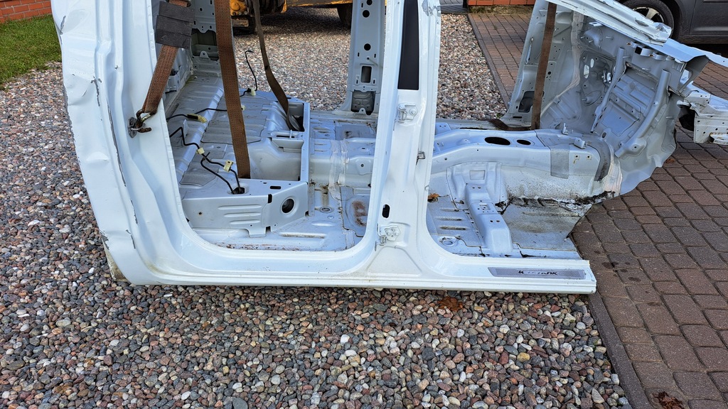 фото №3, Ford ranger 3 поріг блок двигуна правий