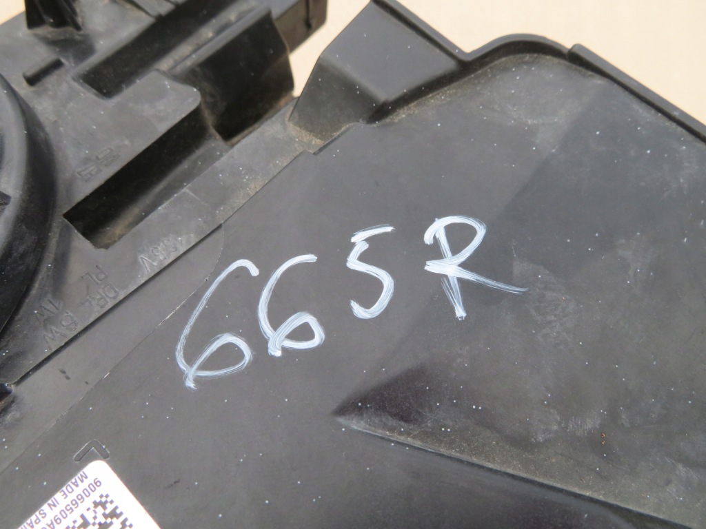 Фара левая bmw x1 f48 обычная h7 led 7346533-17 Киев