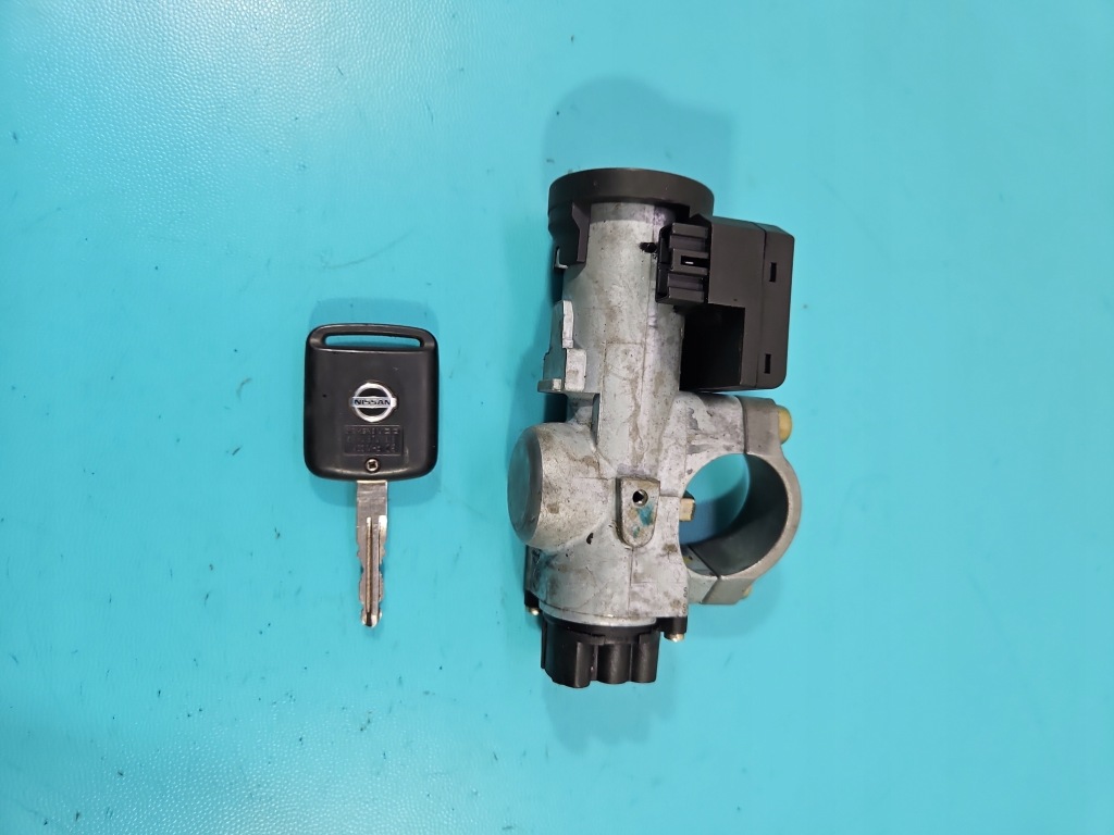 фото №14, Бортовой компьютер блок управления двигателя mec32-211 nissan almera n16 1.5 16v