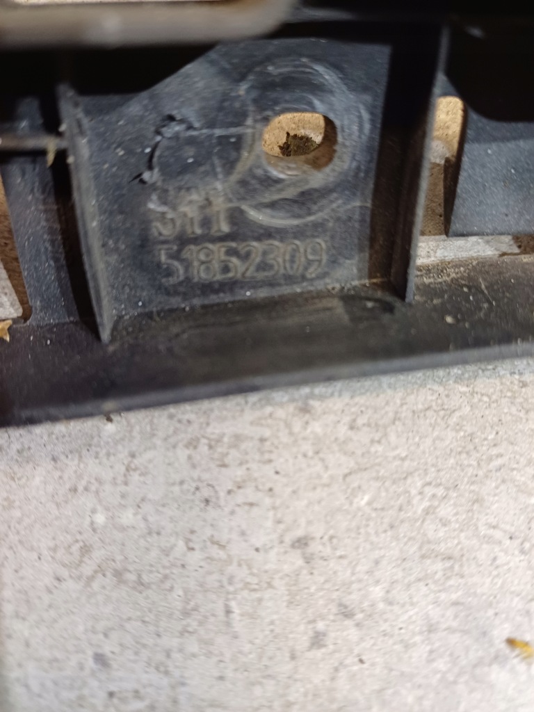 фото №7, Направляющая бампера перед p-l fiat punto evo nr. 51852309-51858852