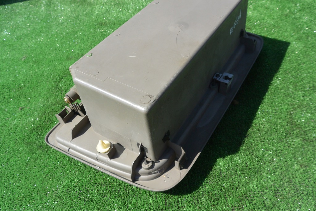 фото №10, Бардачок тунель nissan maxima a33 qx