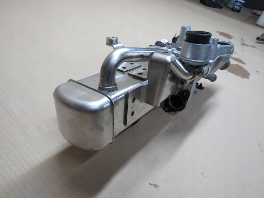 Opel insignia a рестайлінг  2.0 cdti b20dth радіатор вихлопних газів egr Ціна