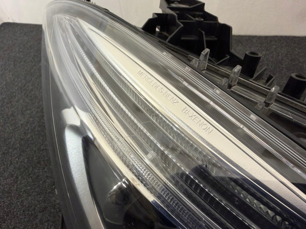 Mercedes cla w117 a117 117 bi ксенон лампа права правий перед передня eu bdb в Україні
