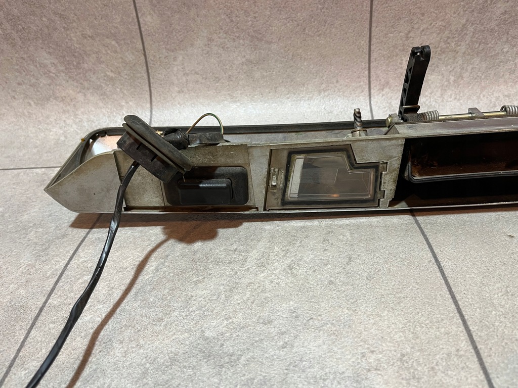 фото №7, Jeep commander xk накладка кришка багажника задня оригінал