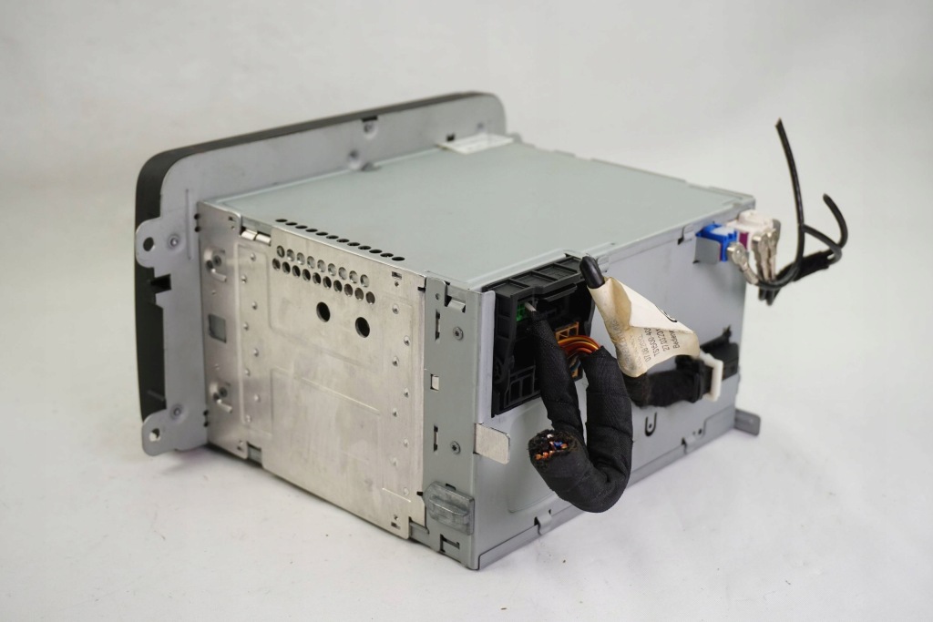 фото №4, Радио навигация vw passat b7 3c8035279l