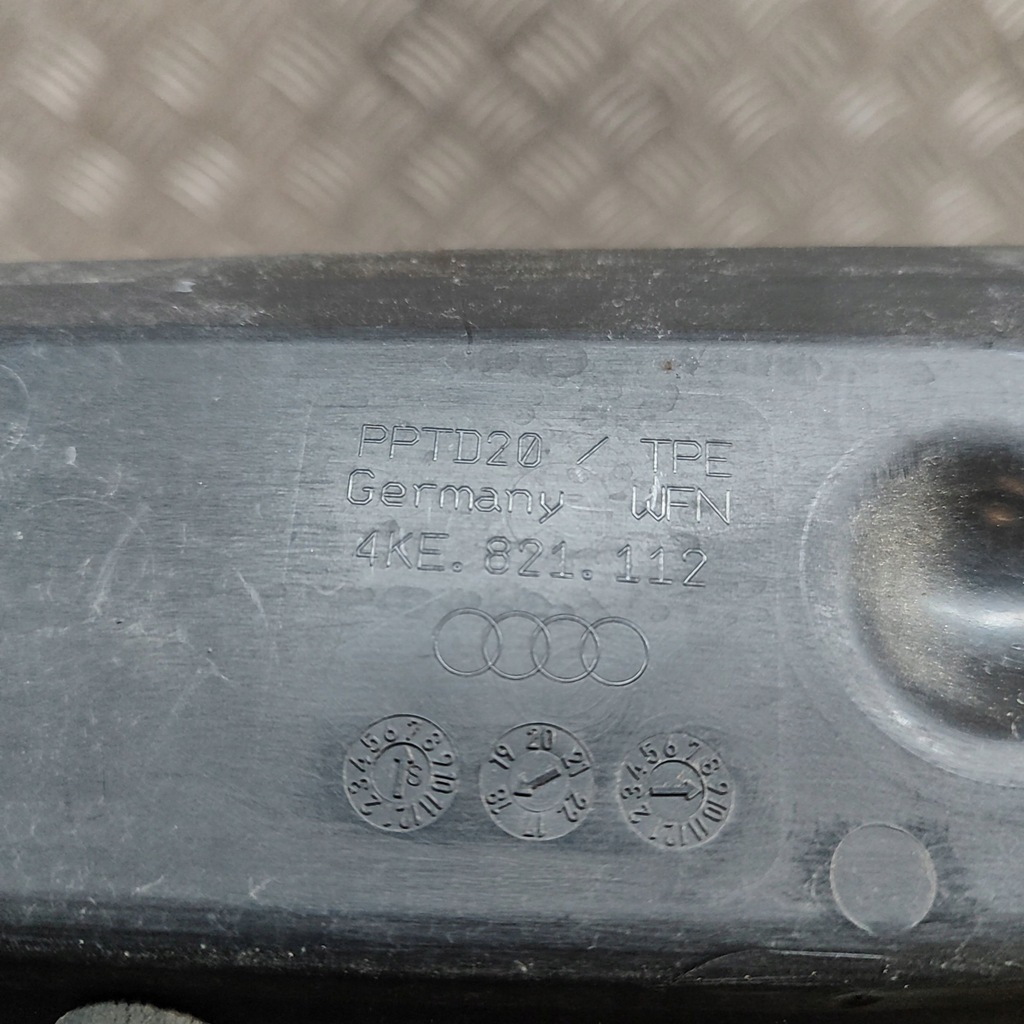 фото №6, Audi e-tron 2019 перед сторона правая панель отделочный крыла