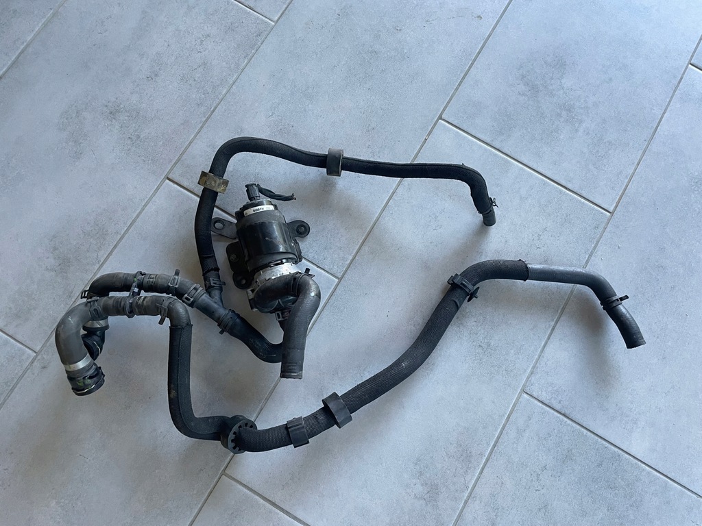 фото №1, Насос шланг wody mercedes w166 x166 w292 комплект