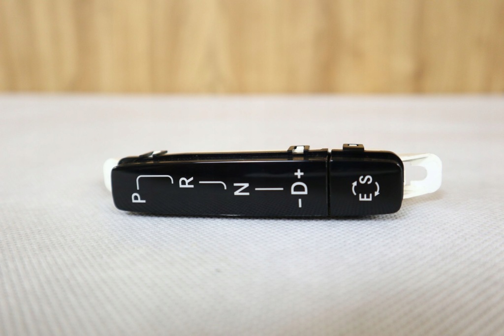 фото №1, Mercedes slk r172 дисплей положение переключения передач a1722670188