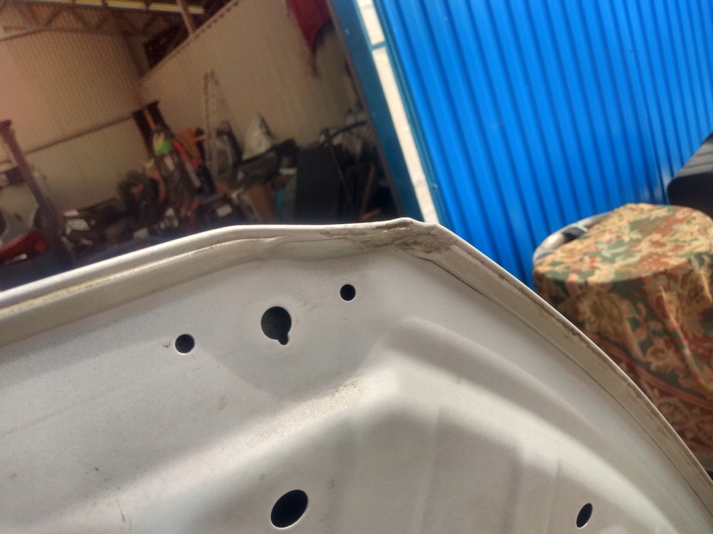 фото №10, Hyundai i20 i lift - капот перед серебристая