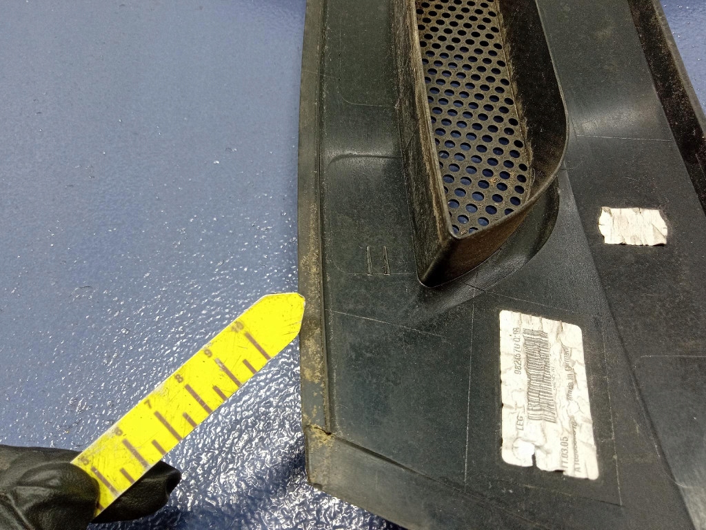 фото №6, Mercedes a klasa w169 жабо защита жабо впуск капот a1698360018