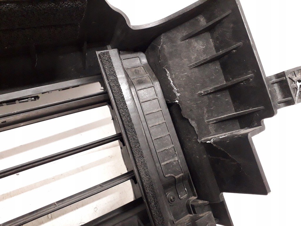 фото №10, Kia sportage 5 v 21- жалюзі повітропровід впуск повітря 86961-r2000