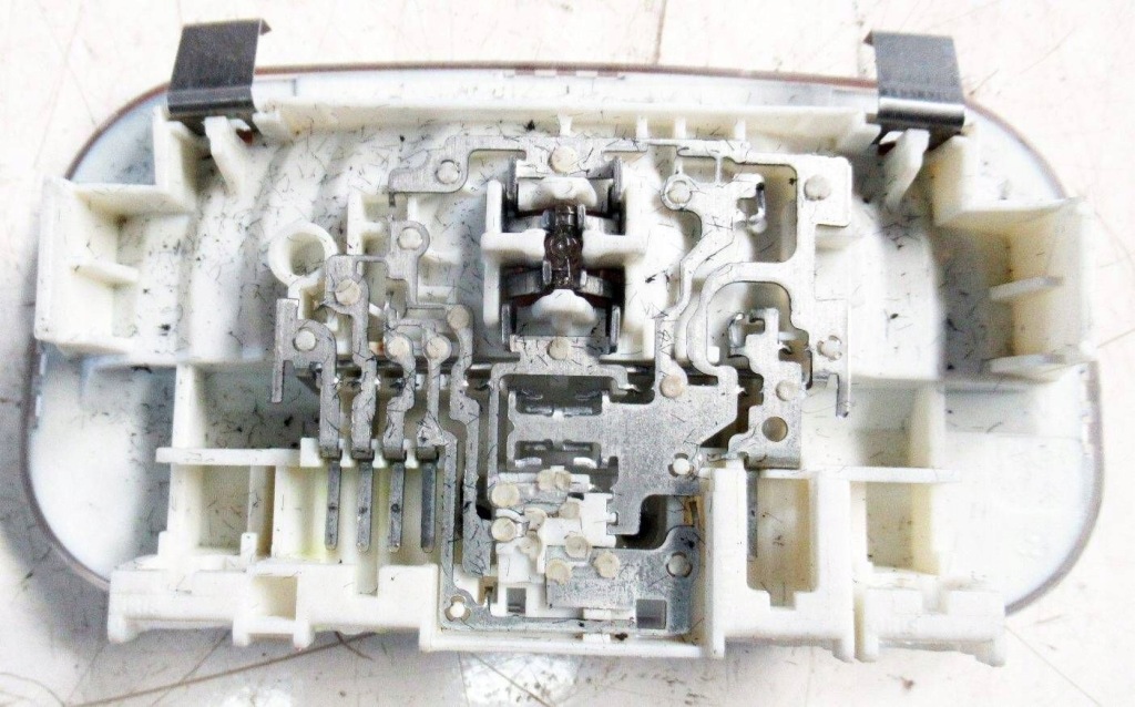 фото №2, Peugeot 207 sw 06-13r лампа освещение потолочный задняя задняя 9652262180