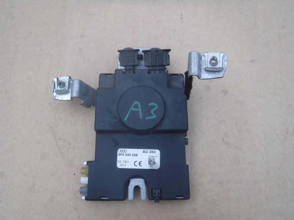 фото №1, Усилитель антенны audi a3 8p 8p0035225