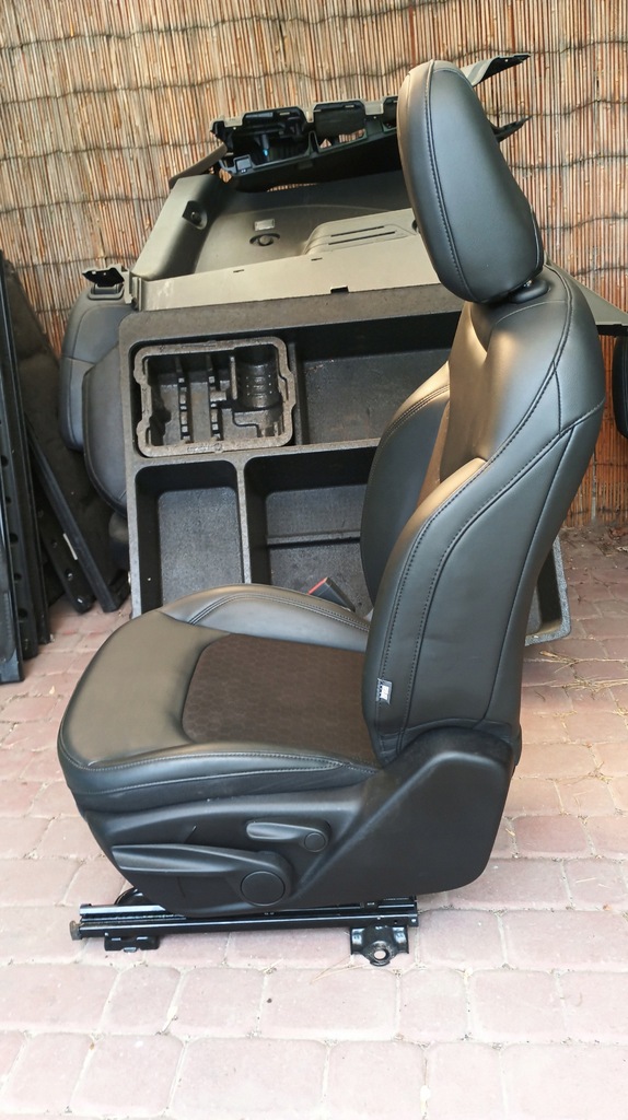 фото №9, Jeep compass ii 19r сиденья заднее сиденье обшивки дверь полукожа